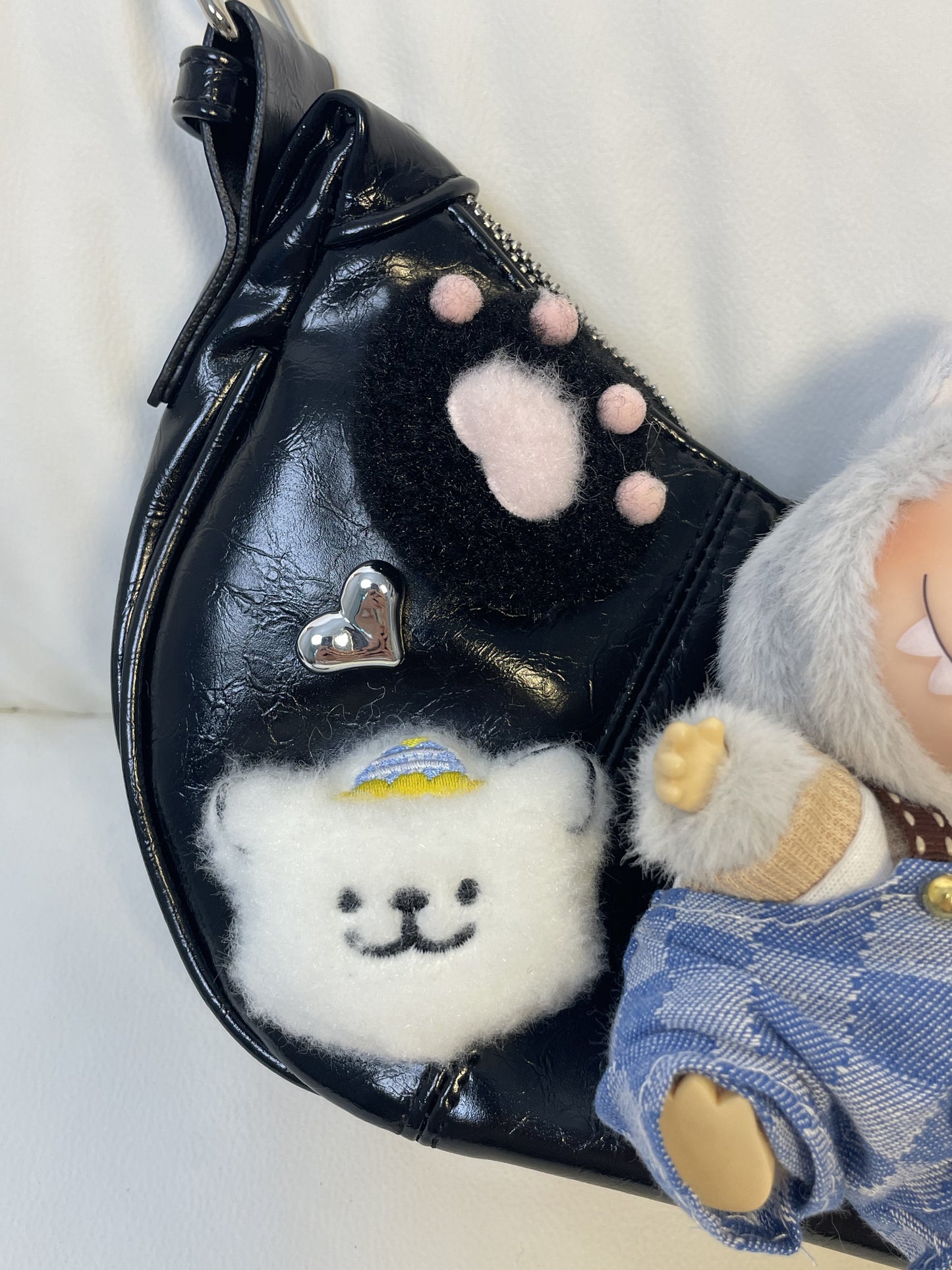 JoJo世界にひとつだけの限定ぬいぐるみバッグ