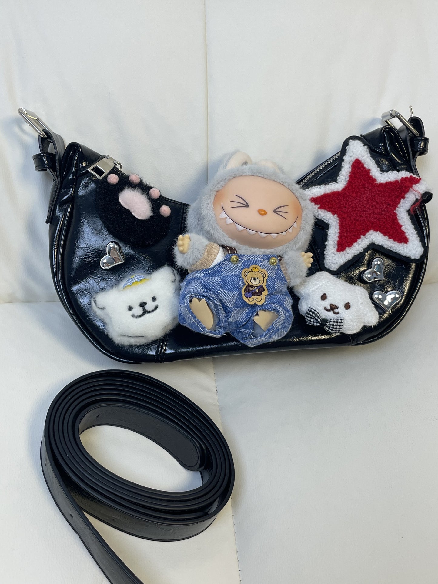 JoJo世界にひとつだけの限定ぬいぐるみバッグ